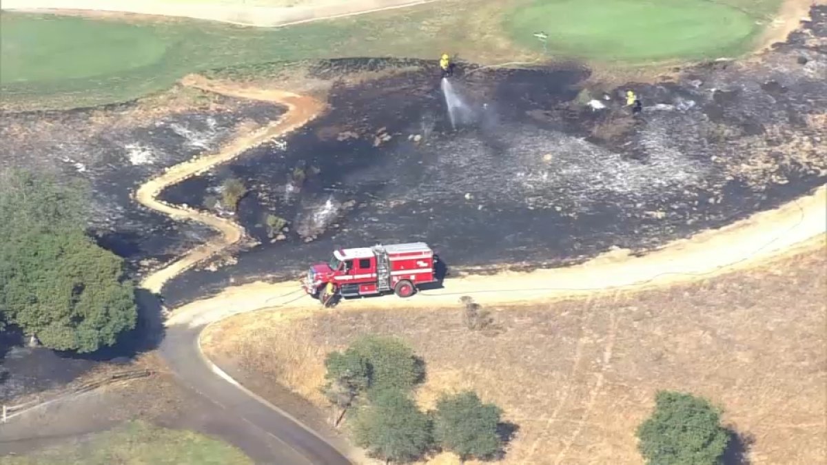 Crews Battle Vegetation Fire in San Jose – NBC Bay Area