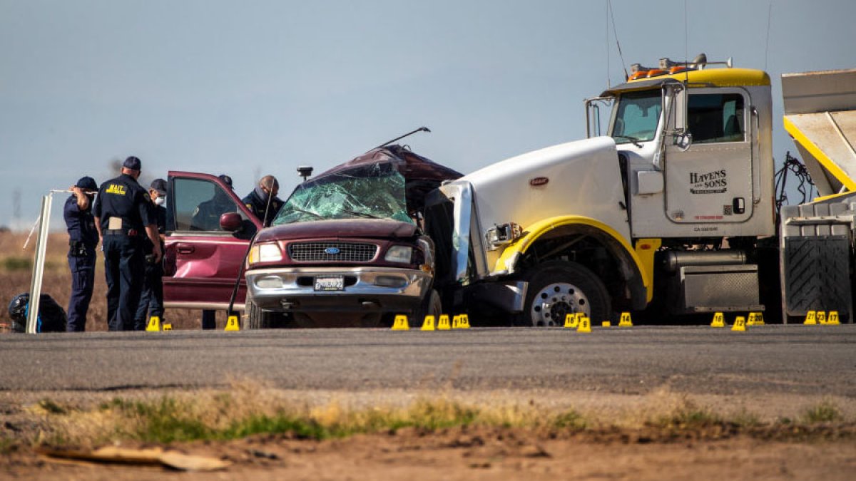 Man sentenced to 15 years in smuggling crash that left 13 dead in Imperial County – NBC Bay Area - Vimarsana News