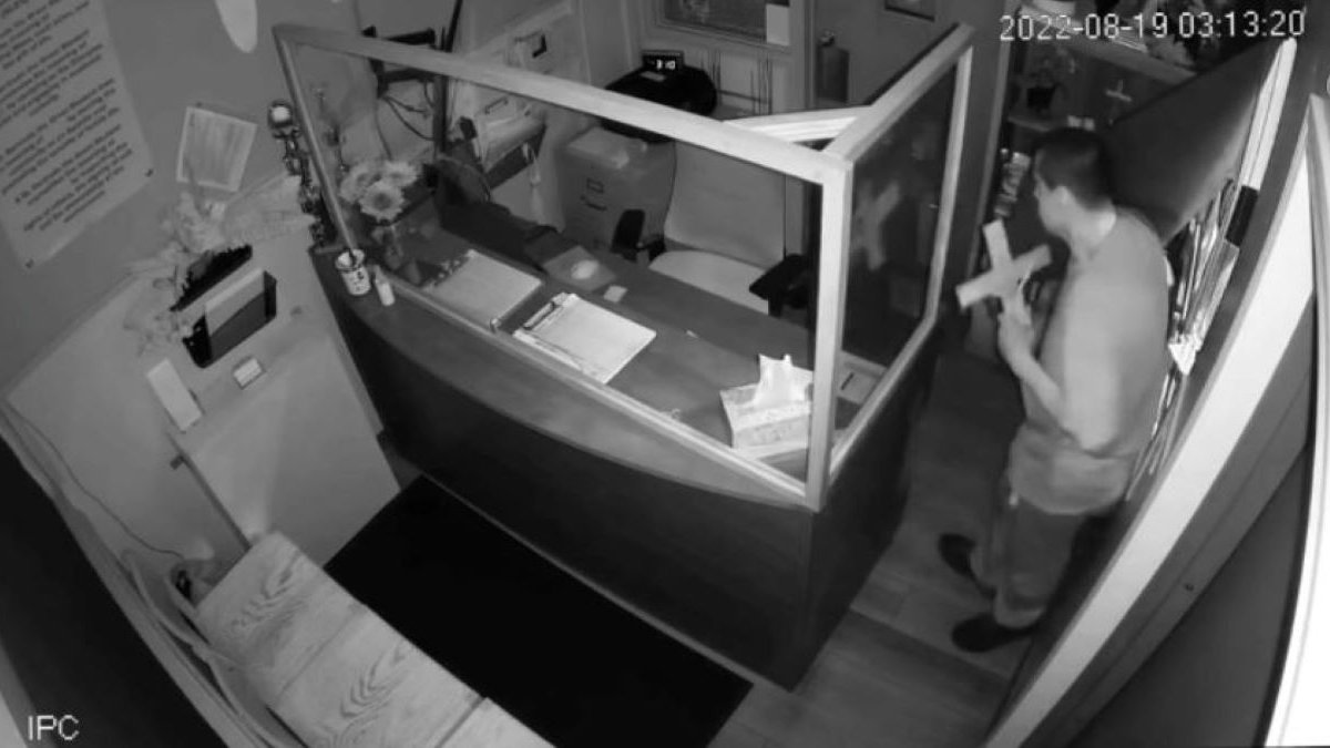 Burglar Pries Open School Window With Crucifix – NBC Bay Area - Vimarsana News