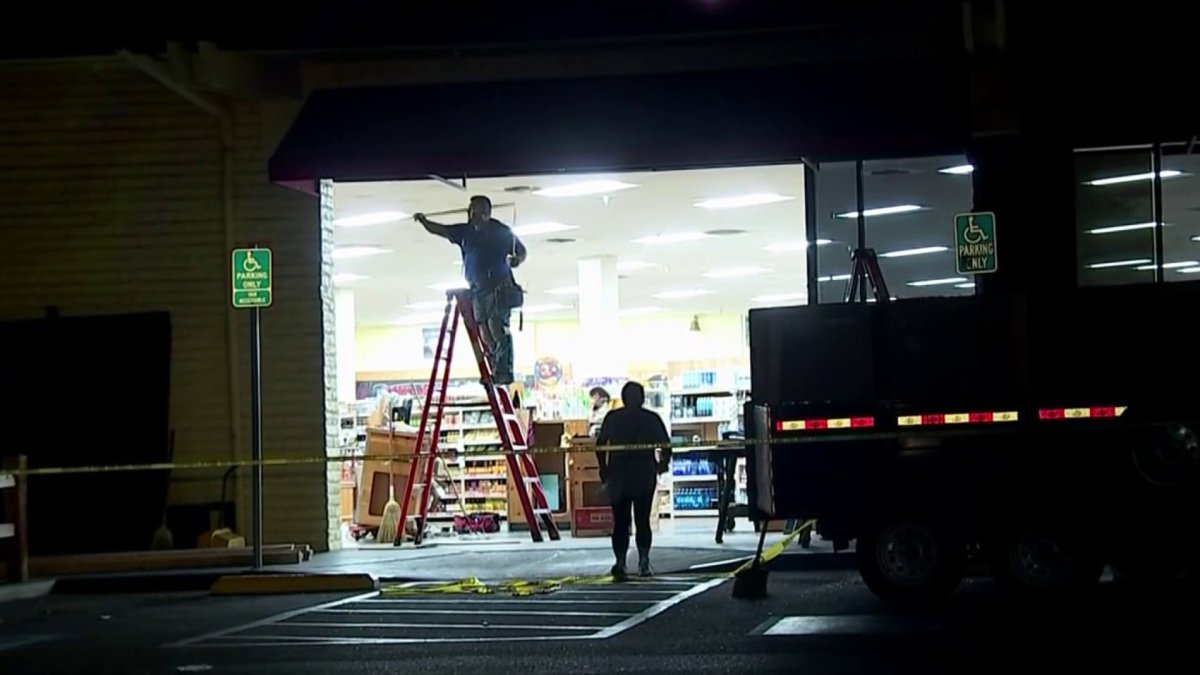 8 People Hurt After Car Drives Into Castro Valley Trader Joe’s NBC