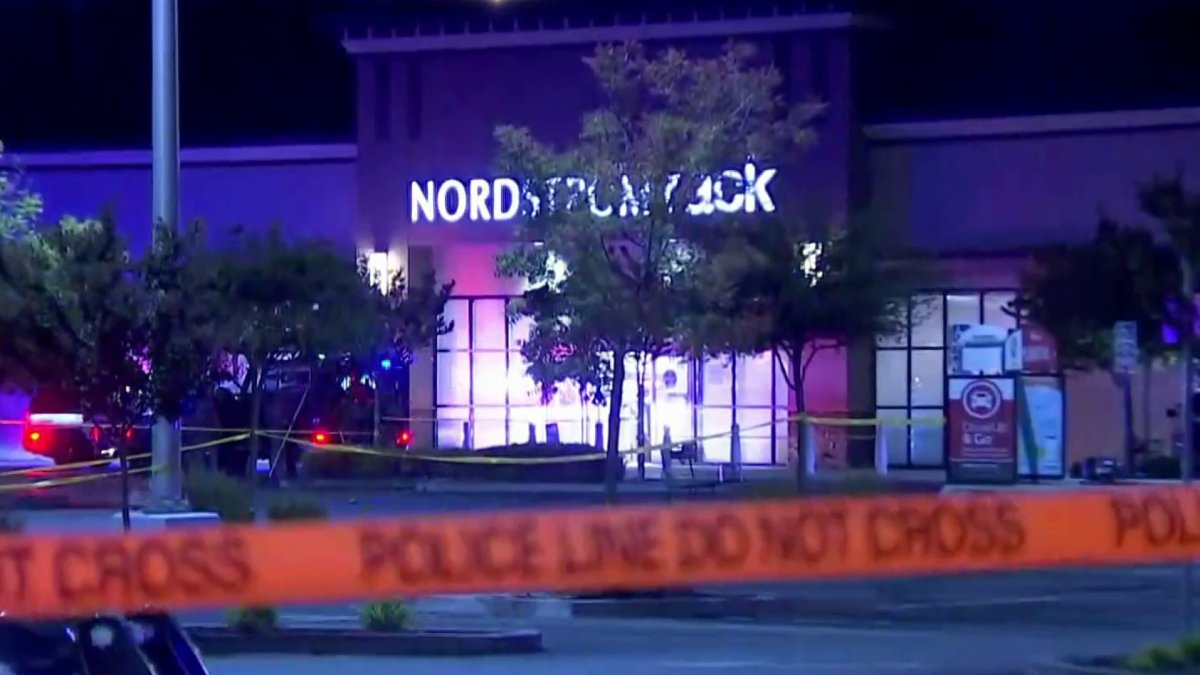 Police Standoff at Nordstrom Rack in Pleasant Hill NBC Bay Area