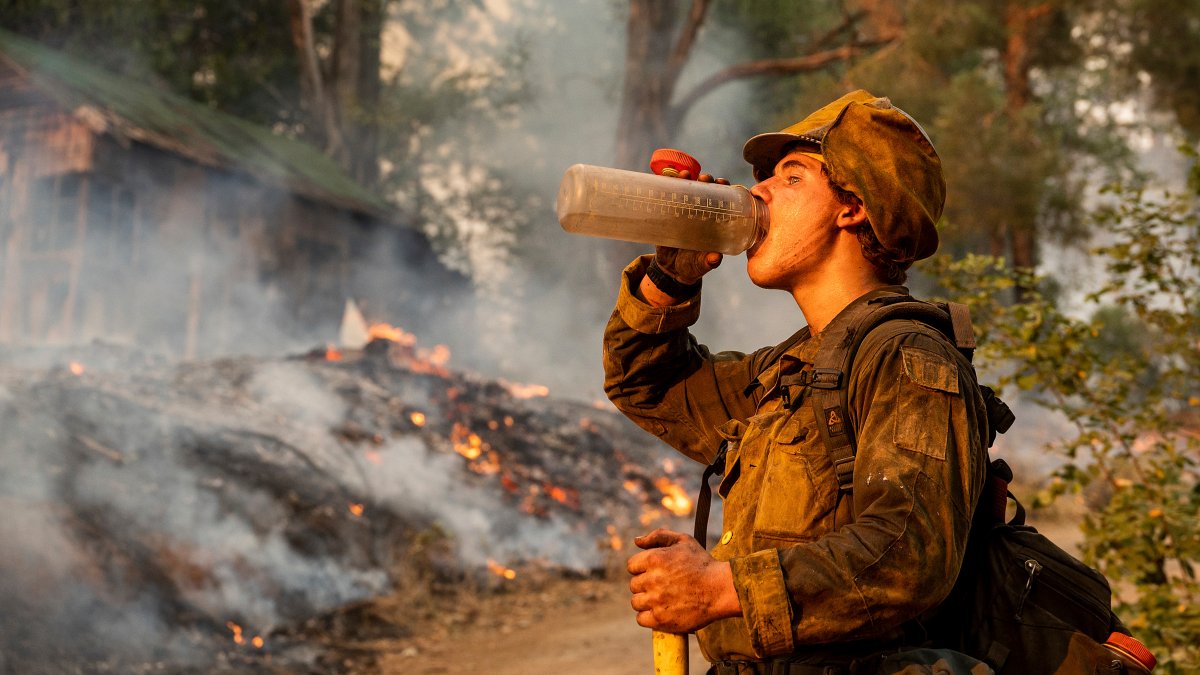 Weather Helping, But Threat From Western Fires Persists - Vimarsana News
