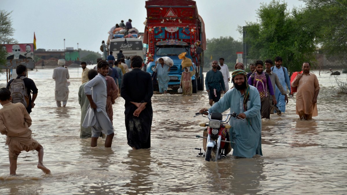 Climate Change Worsened Historic Pakistan Floods, Study Finds – NBC Bay ...
