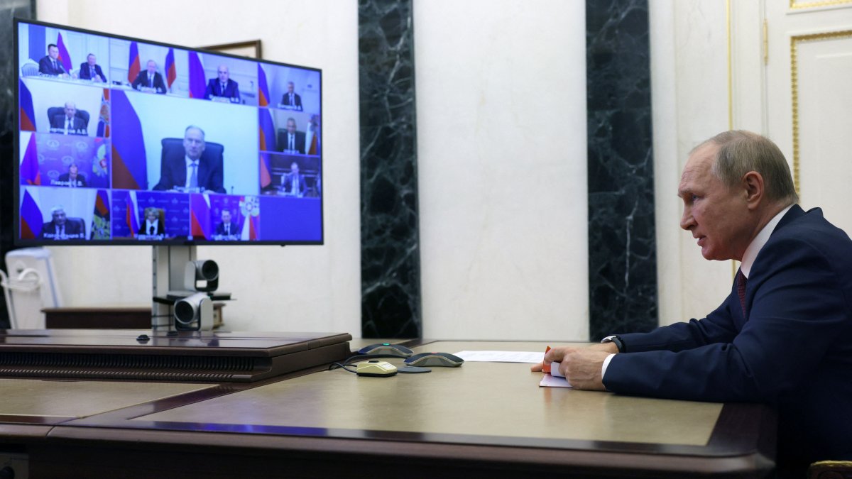 The Cyber Gulag: How Russia Controls Its Citizens – NBC Bay Area - Vimarsana News