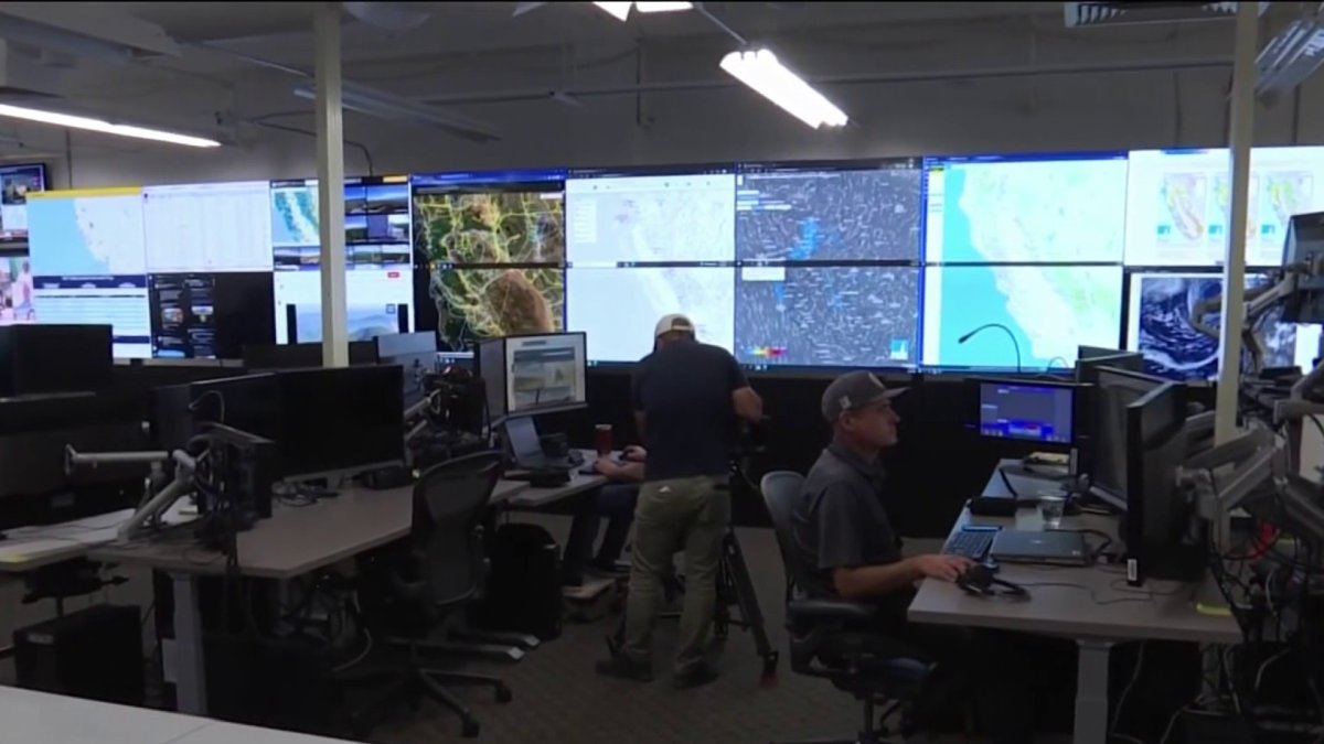 A Look Inside PG&E's Crisis Center in San Ramon - Vimarsana News
