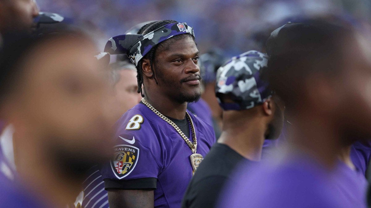 Baltimore Ravens' Lamar Jackson sues  over merchandise sales 