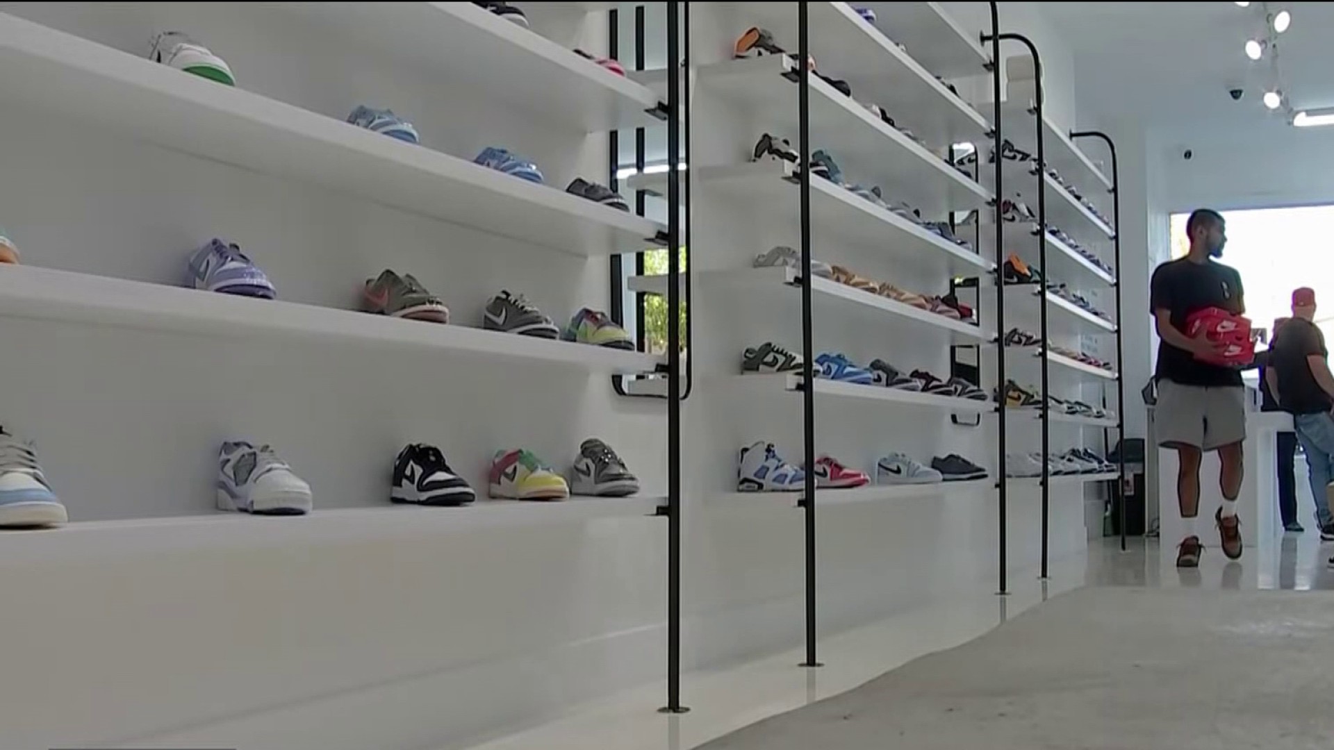 East Bay Shoe Store Becomes Latest Retailer to Pull Yeezy Brand From Shelves