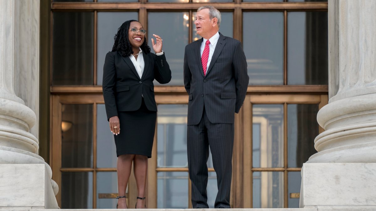 Ketanji Brown Jackson Makes 1st Appearance at Supreme Court, Has 'Seat at Table' – NBC Bay Area - Vimarsana News