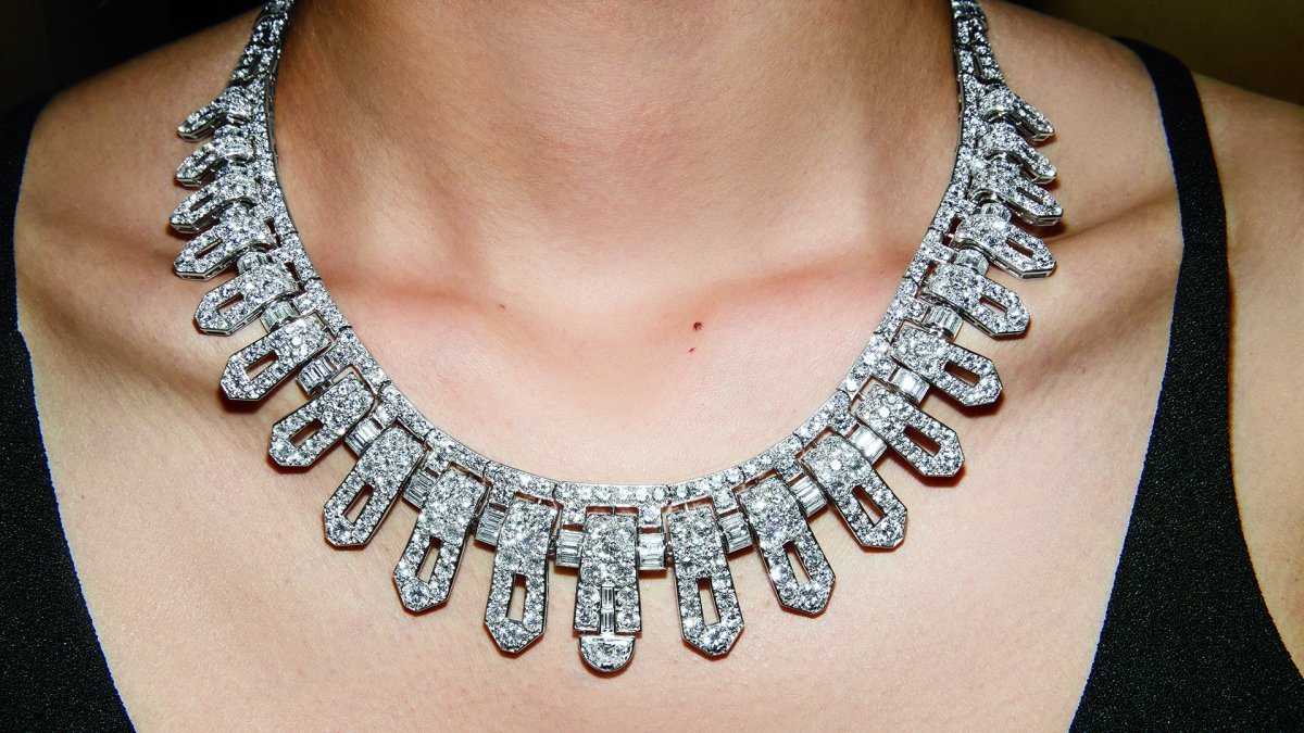 $3.2M Tiara, Barbie Maserati, Aspen Getaway Top Neiman Marcus' 2022 List of Fantasy Gifts – NBC Bay Area - Vimarsana News