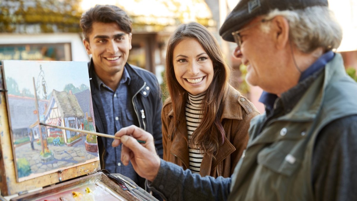 An Art & Wine Walk Will Stylishly Saunter Through Carmel - Vimarsana News
