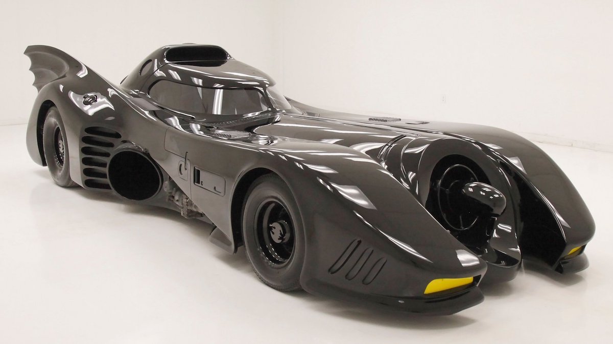 Batmobile From Six Flag's Batman Stunt Show Selling for $1.5 Million - Vimarsana News