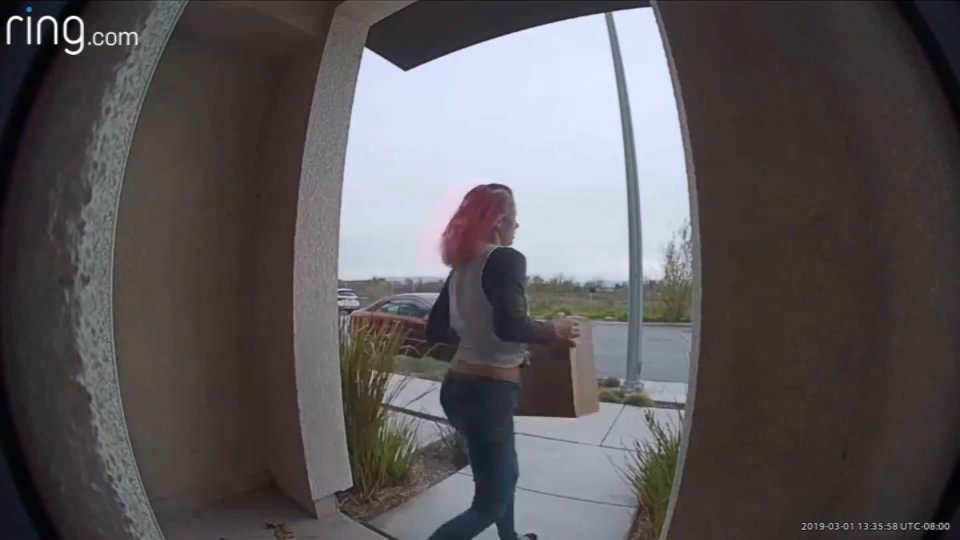 What to Know About Package Theft and How to Avoid Becoming a Victim - Vimarsana News