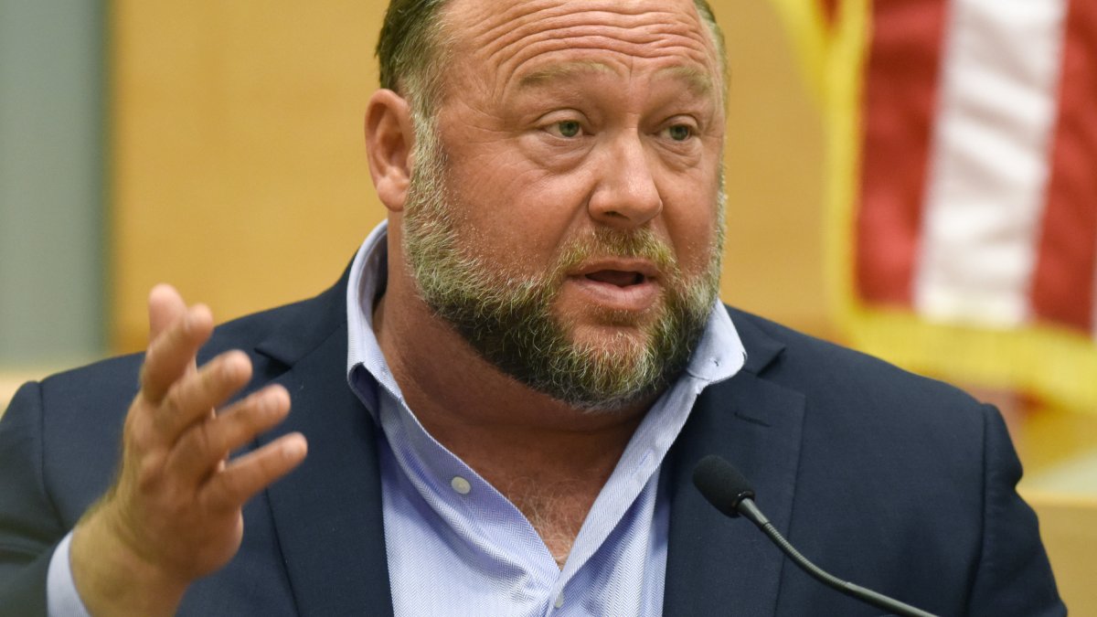 Judge Allows Sandy Hook Cases Against Alex Jones to Proceed – NBC Bay Area - Vimarsana News