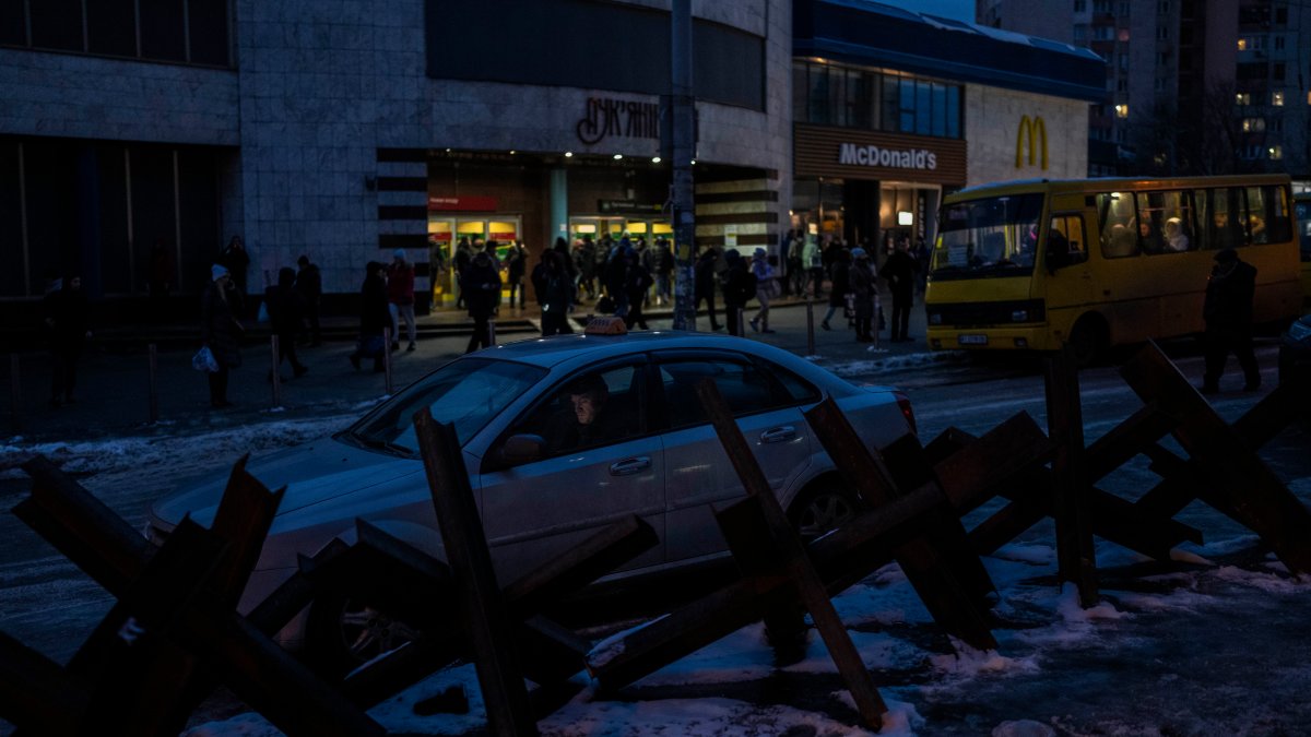 Ukraine's Kherson Loses Power Supply After Russian Shelling – NBC Bay Area - Vimarsana News