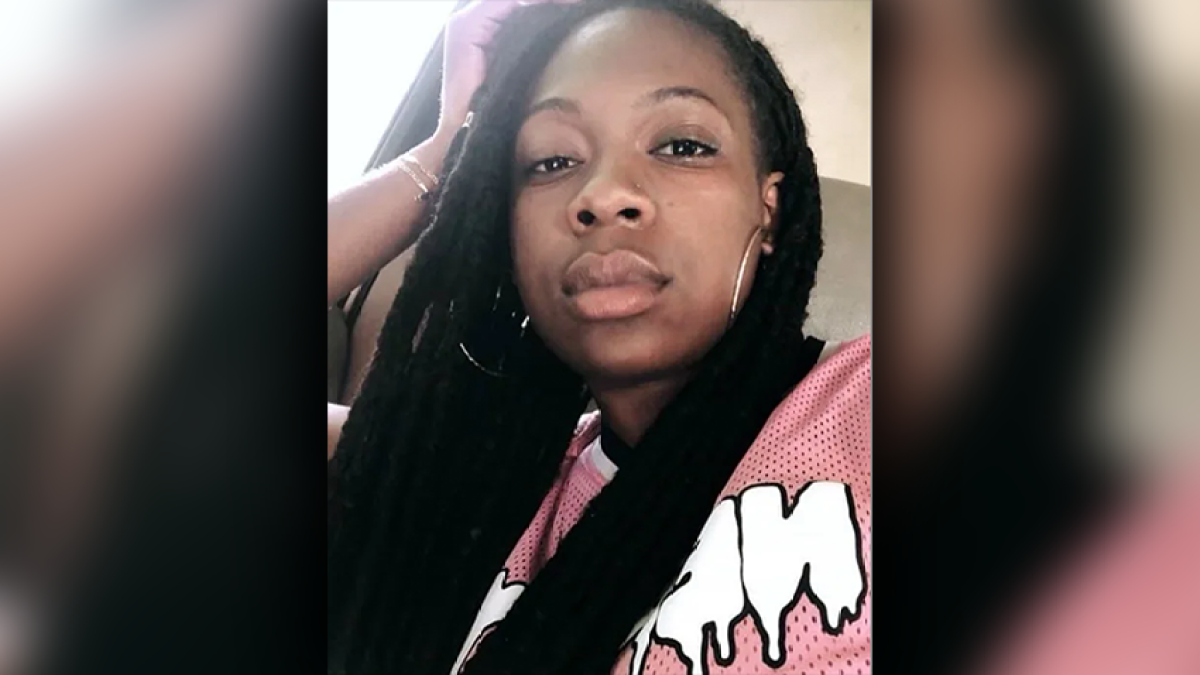 A 22-Year-Old Who Was Trapped in Her Car During Snowstorm Has Died, Her Family Says - Vimarsana News