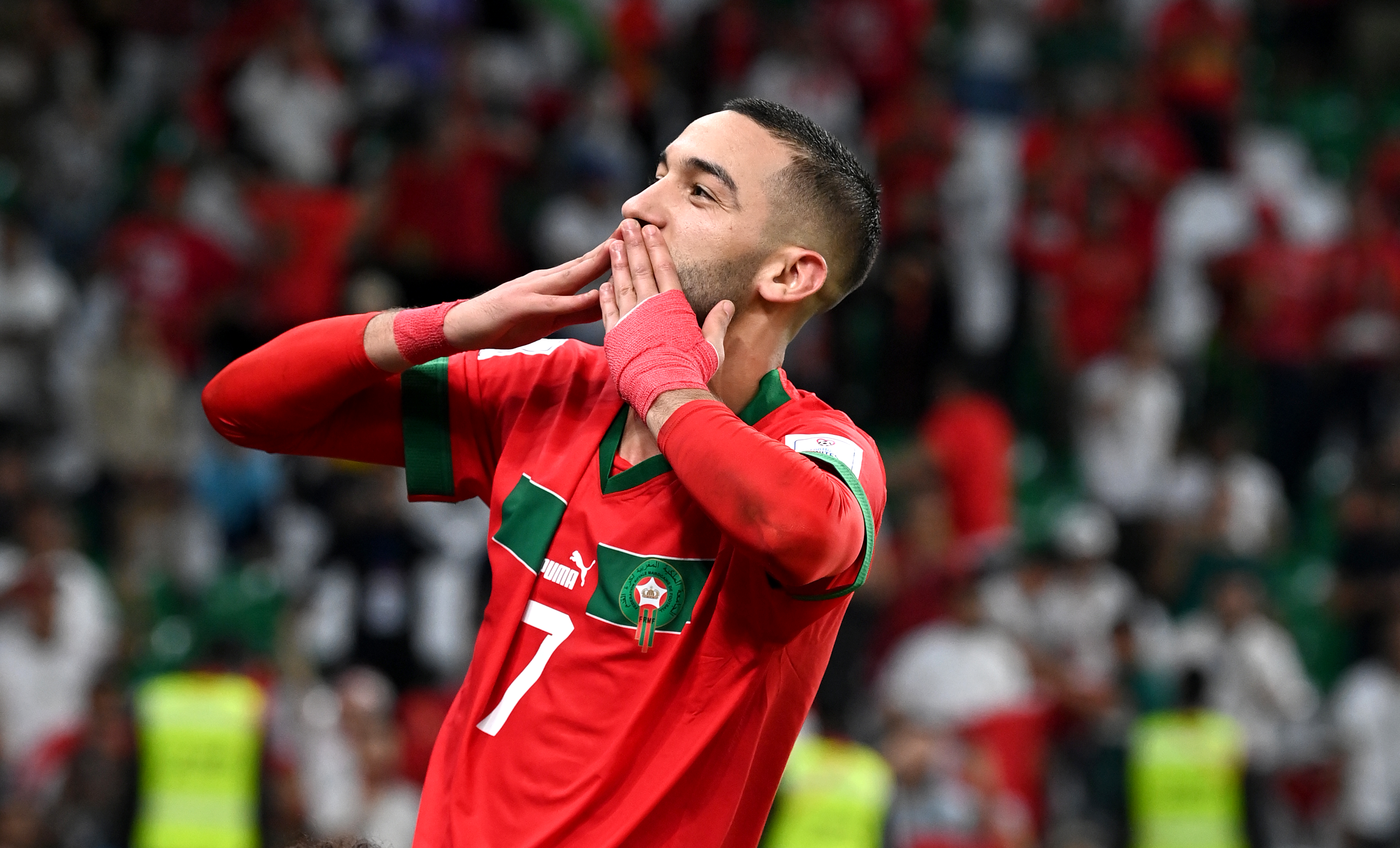 hakim-ziyech-donates-2022-world-cup-earnings-to-poor-in-morocco