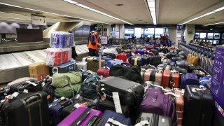 Airlines cancel thousands of flights as massive winter storm in U.S.