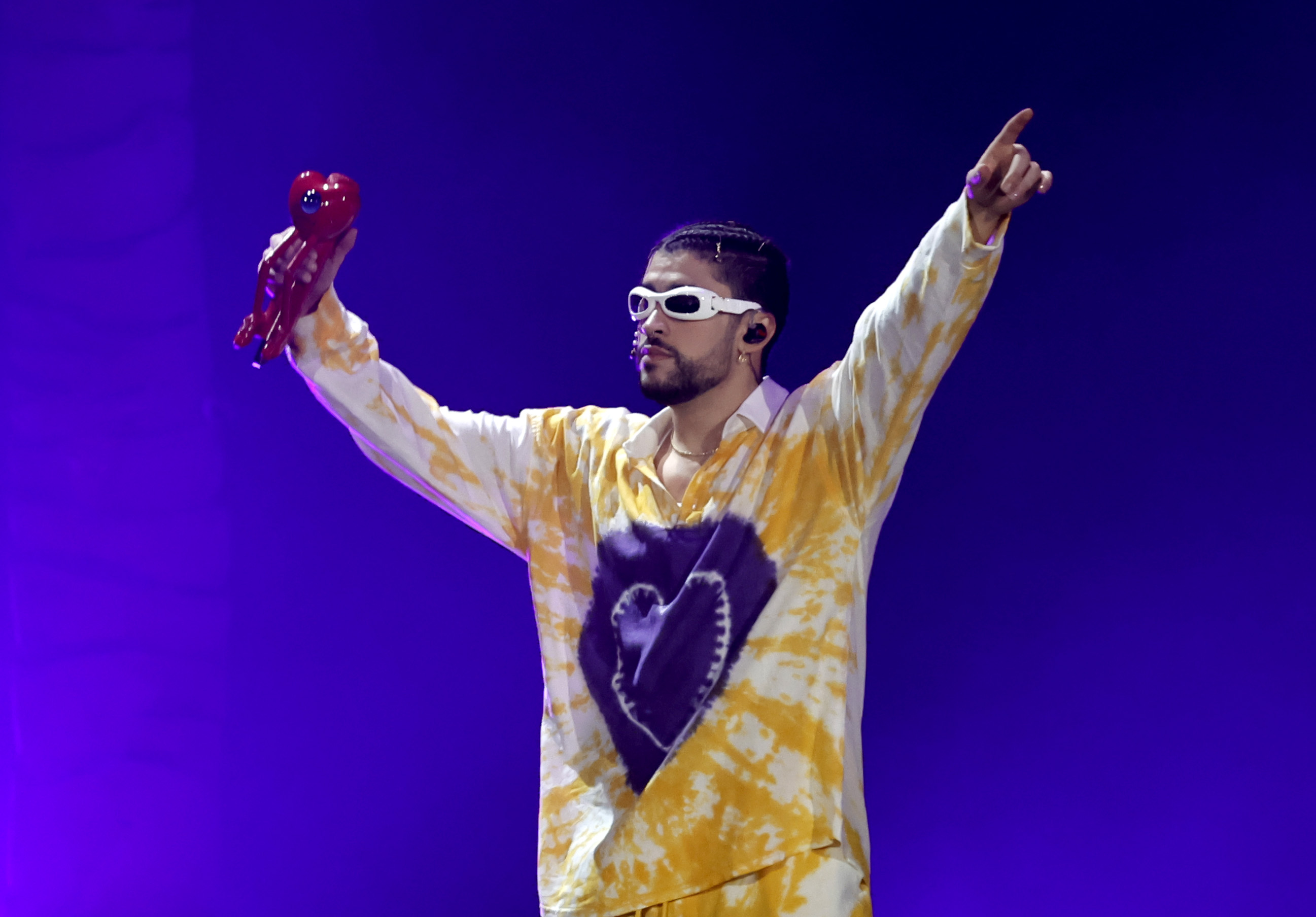 Bad Bunny: Billboard's Top Artist of 2022 on Concerts, Collabs & More –  Billboard