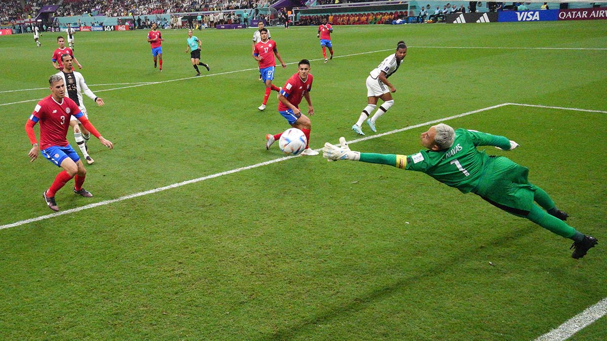 Álvaro Morata Scores in Third Straight Game for Lead Over