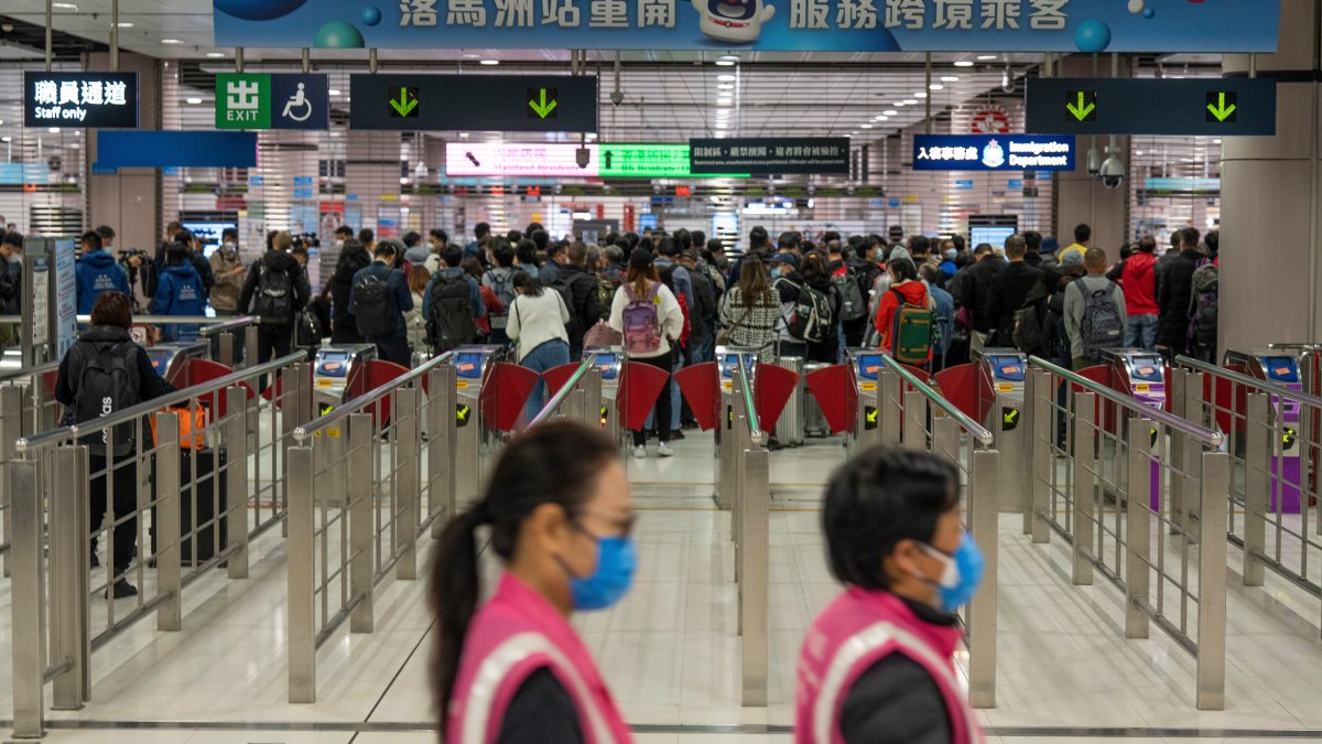 Travelers Rush to China as Border Restrictions are Eased – NBC Bay Area - Vimarsana News