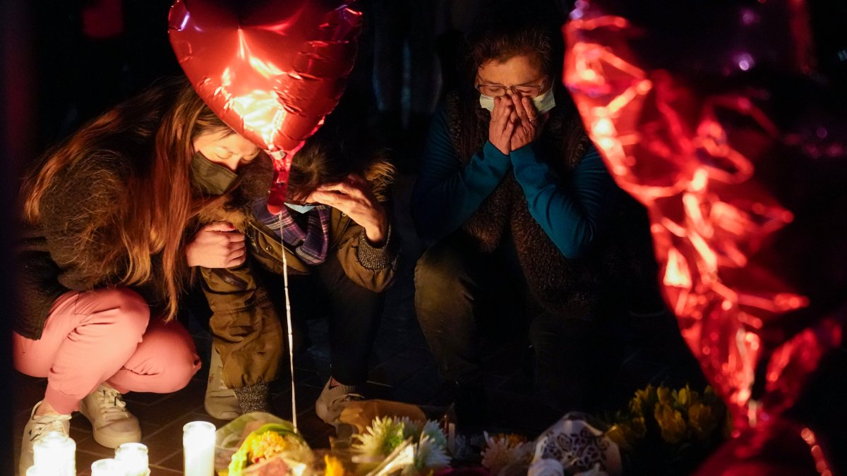 Are Americans Giving Up in the Battle Against Gun Violence? – NBC Bay Area - Vimarsana News
