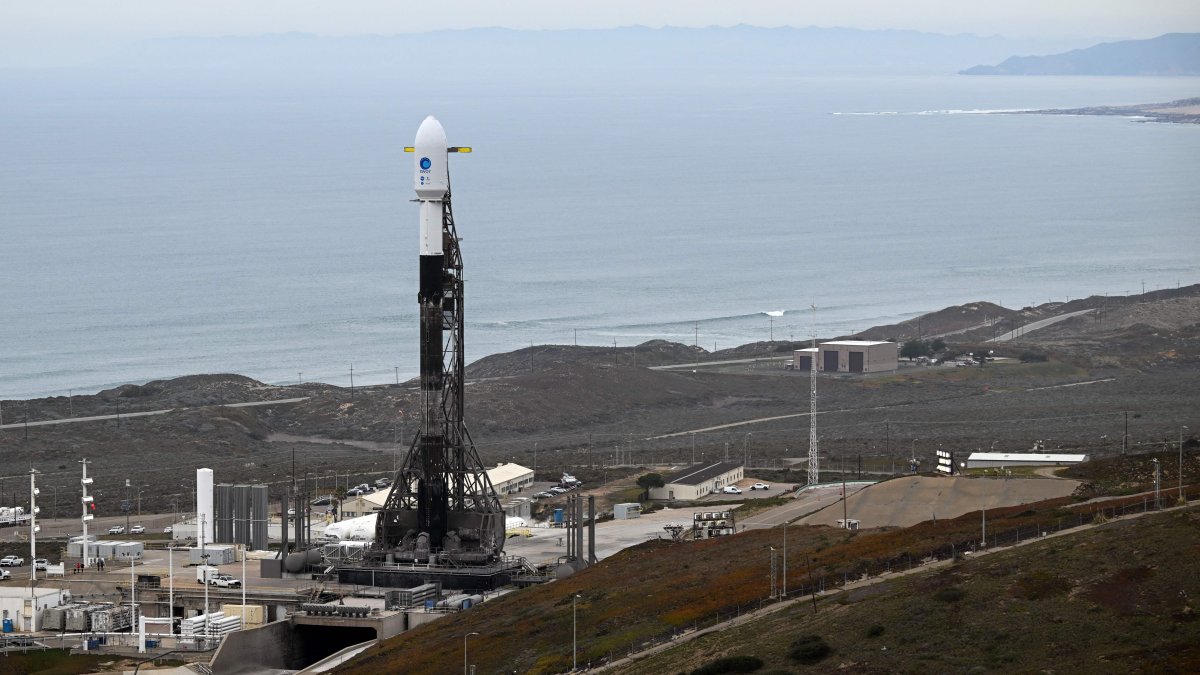 SpaceX Rocket Launches From California With 51 Starlink Satellites – NBC Bay Area - Vimarsana News