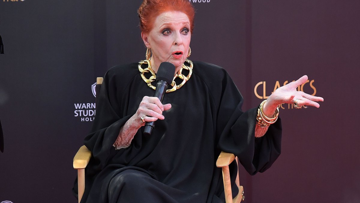 Carole Cook, 'Sixteen Candles' Star, Dies at 98 – NBC Bay Area - Vimarsana News