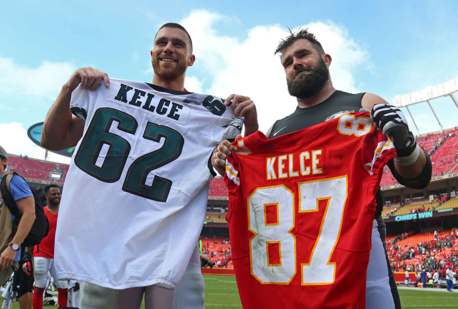 Super Bowl 2023: Kelce brothers will meet in Eagles vs. Chiefs