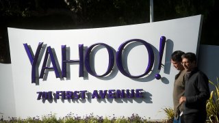 Yahoo to Lay Off 20% of Staff by Year End, Beginning This Week