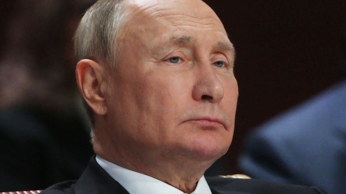 International Criminal Court Issues Arrest Warrant for Putin Over ...