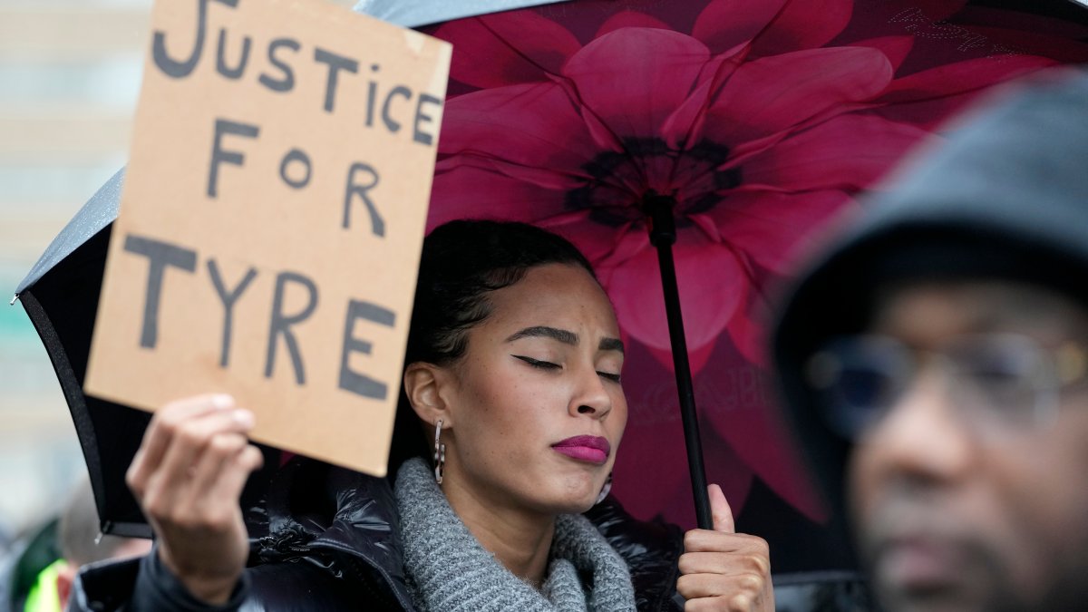 Tyre Nichols Fatal Beating: Licenses Suspended for 2 Fired EMTs – NBC Bay Area - Vimarsana News