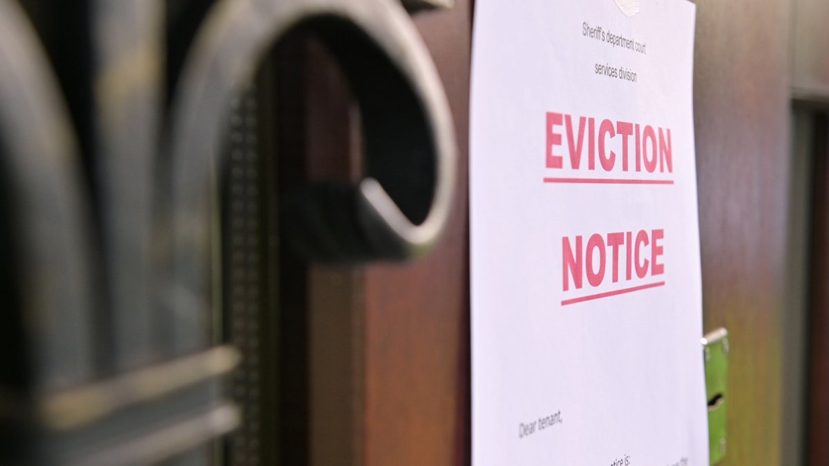 COVID Eviction moratorium ends in Oakland - Vimarsana News