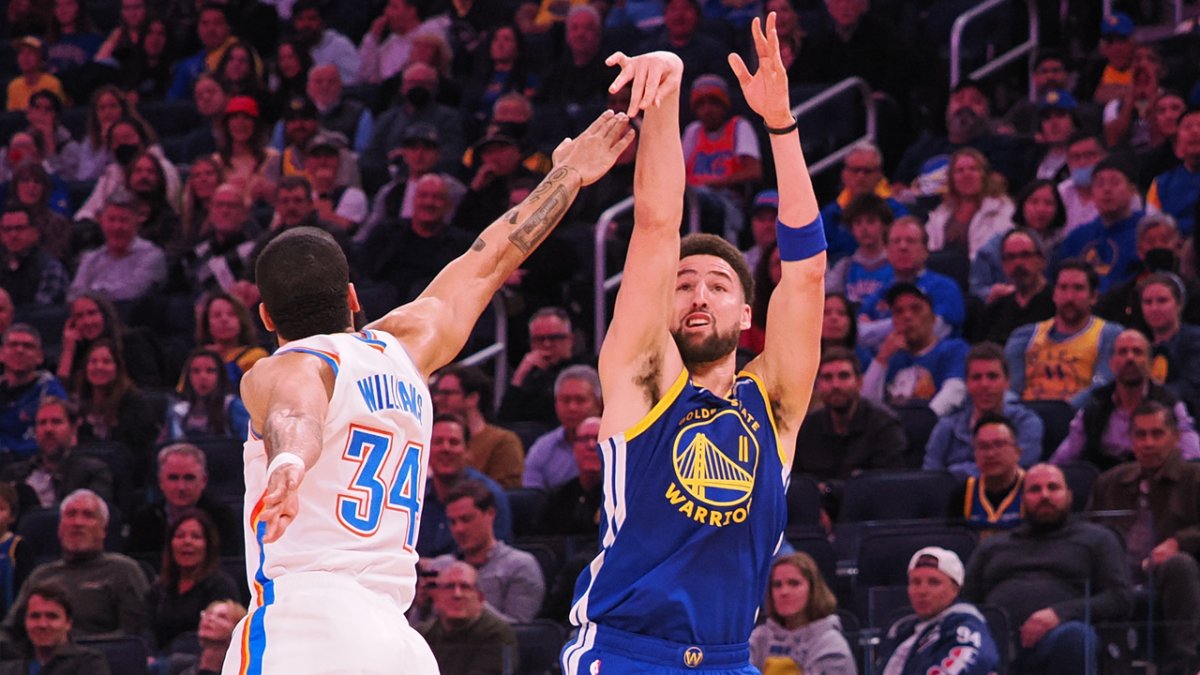 Klay Thompson Hits 12 3Pointers in Warriors Win Over Thunder NBC Bay