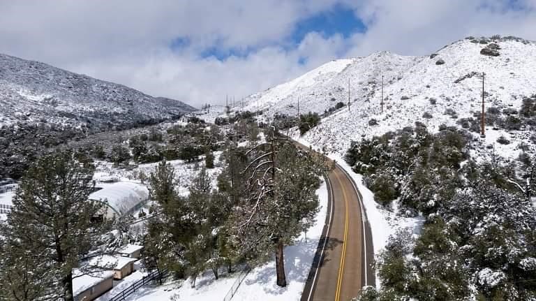 Photos: Late Winter Wonderland in Southern California