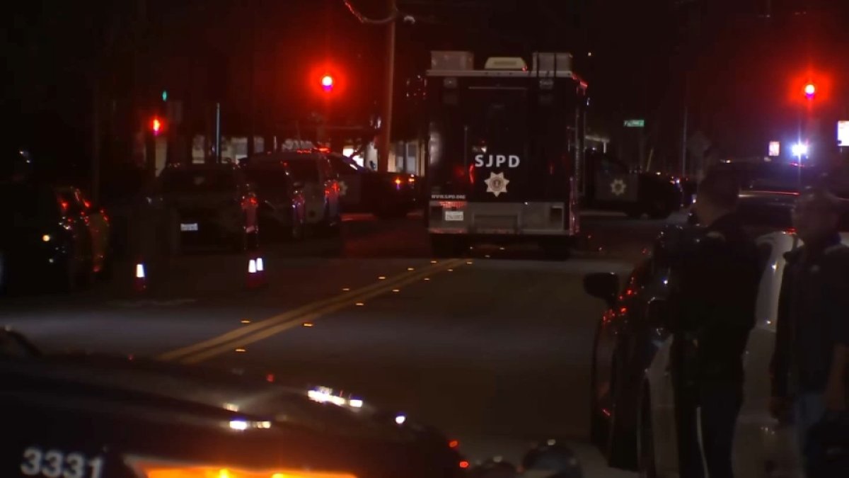 Barricaded Suspect Armed With Machete Dies After Police Shooting in San ...