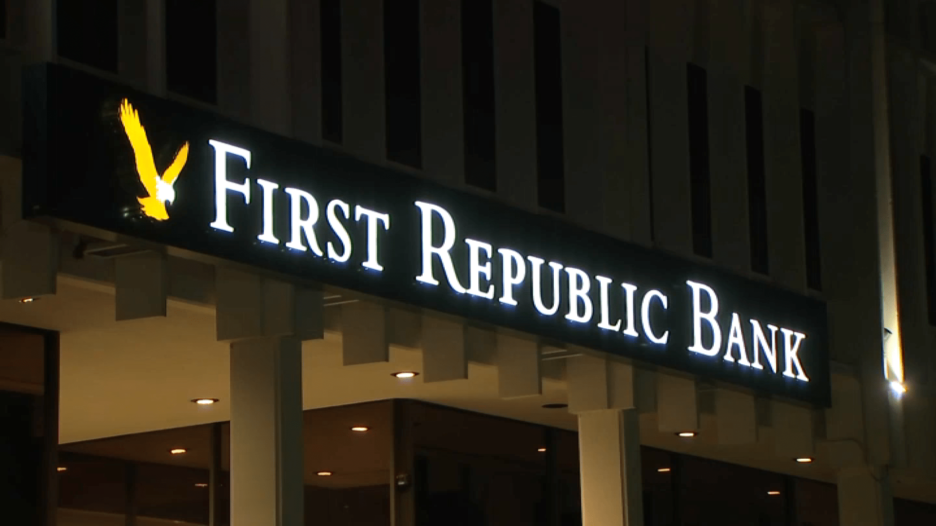 Late-Night Negotiating Frenzy Left First Republic in JPMorgan's