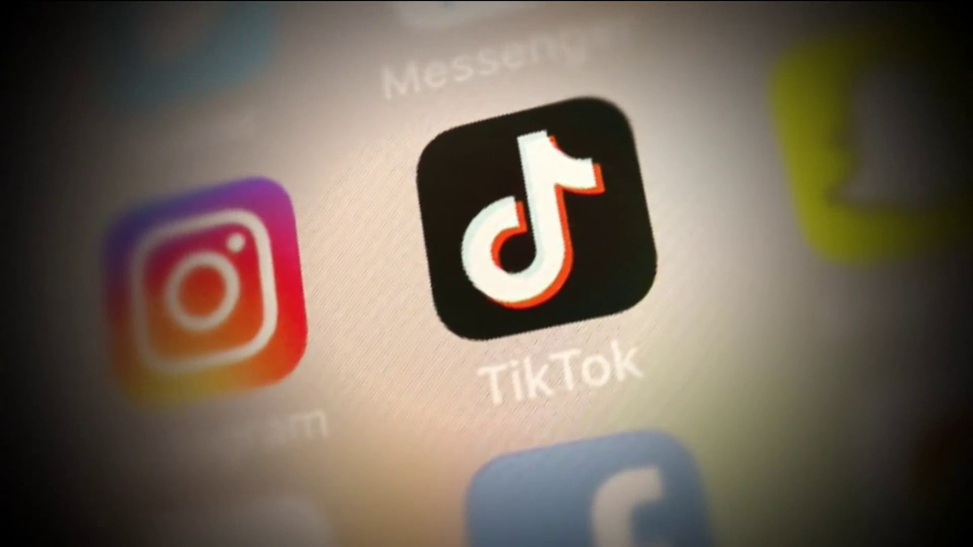 live bart wallpapers｜TikTok Search