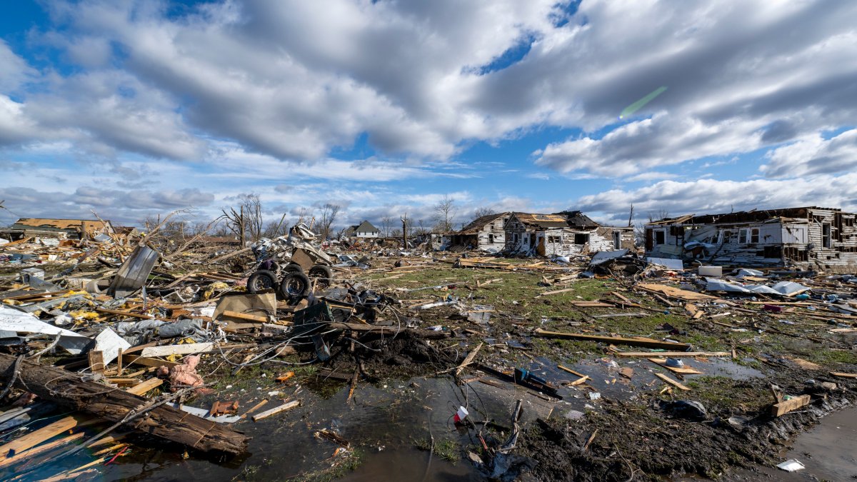 At Least 27 Dead in Tornadoes That Tore Through South, Midwest – NBC Bay Area - Vimarsana News