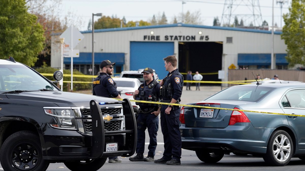 Man Wore Armor in Northern California Hostage Killing, Report Says - Vimarsana News