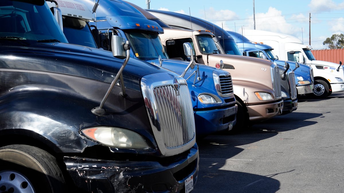 California OKs Phasing Out Big Diesel Trucks – NBC Bay Area - Vimarsana News