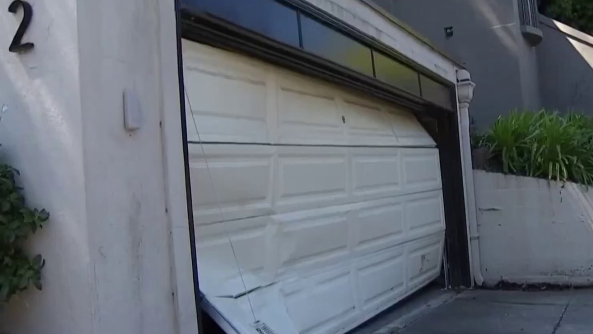 Several Homes Hit by Burglars in Berkeley Neighborhood - Vimarsana News