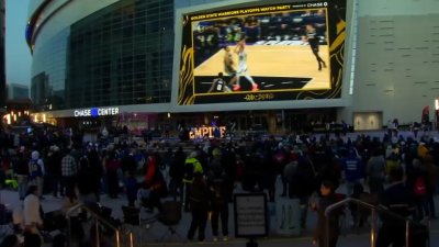 Warriors vs. Kings: Dubs fans gear up outside Chase Center ahead