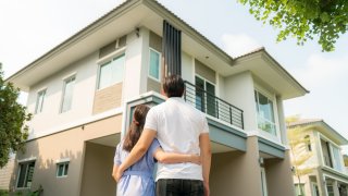 10 States Where Homeowners Put the Most Money Toward Housing Costs—No. 1 Isn’t New York Or California