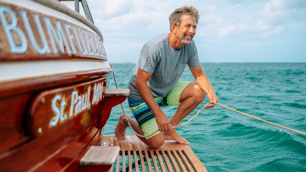 This Trader's Got the 'Perfect' Job for Full-Time Travel — and He's Teaching Others How to Do It – NBC Bay Area - Vimarsana News