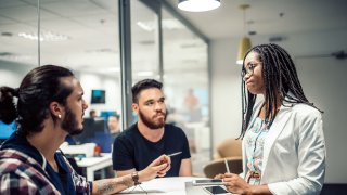 Psychology Expert Shares 7 Toxic Signs of a Passive-Aggressive Co-Worker—and How to Deal With Them