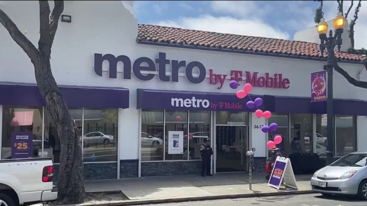 Oakland Business Owner Says He’s Fed Up After Store Gets Repeatedly