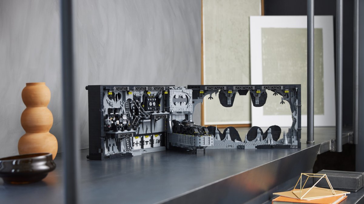 LEGO Reveals New 'Batman Returns' Batcave Shadowbox Set - Vimarsana News