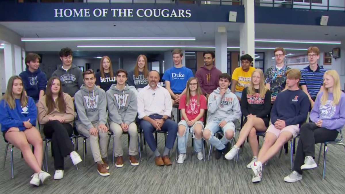 Illinois High School Graduation Features 12 Sets of Twins and 1 Set of Triplets in 2023 – NBC Bay Area - Vimarsana News