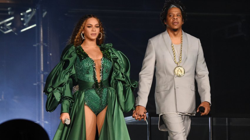 JOHANNESBURG, SOUTH AFRICA – DECEMBER 02: Beyonce and Jay-Z perform during the Global Citizen Festival: Mandela 100 at FNB Stadium on December 2, 2018 in Johannesburg, South Africa.  (Photo by Kevin Mazur/Getty Images for Global Citizen Festival: Mandela 100)