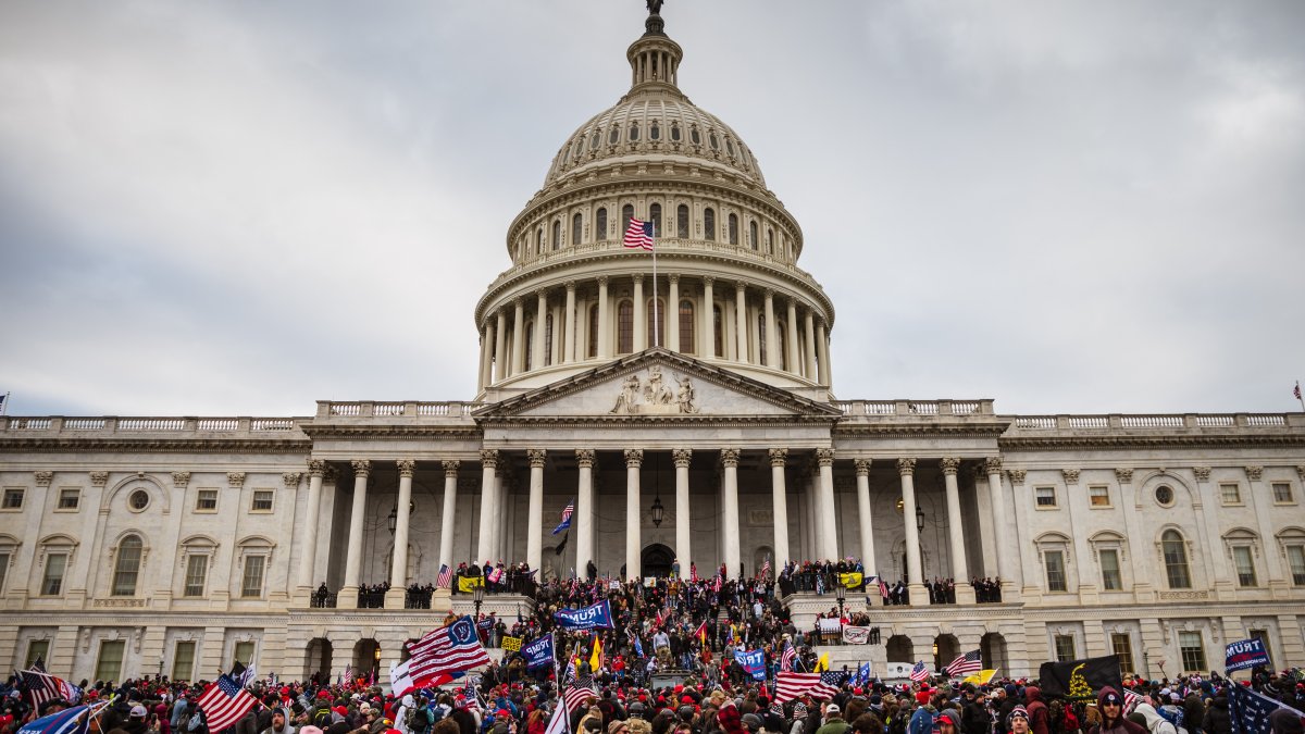 Oath Keeper Who Stormed Capitol on Jan. 6 Sentenced – NBC Bay Area - Vimarsana News